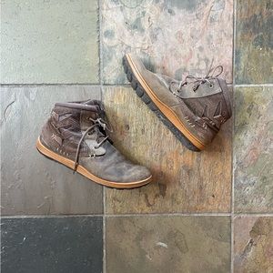 Merrell lace up booties 8.5